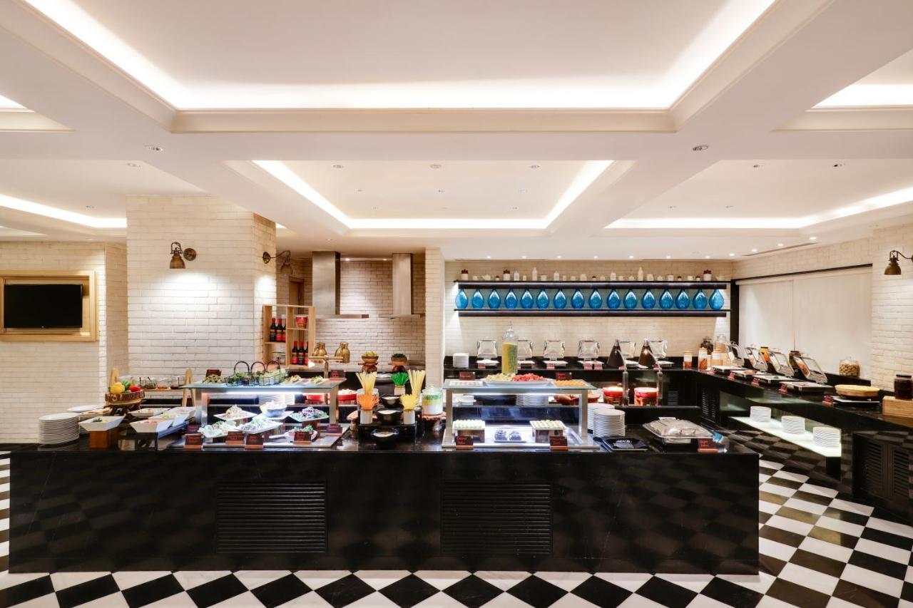Hotel Lemon Tree Premier, Mumbai International Airport Exterior foto