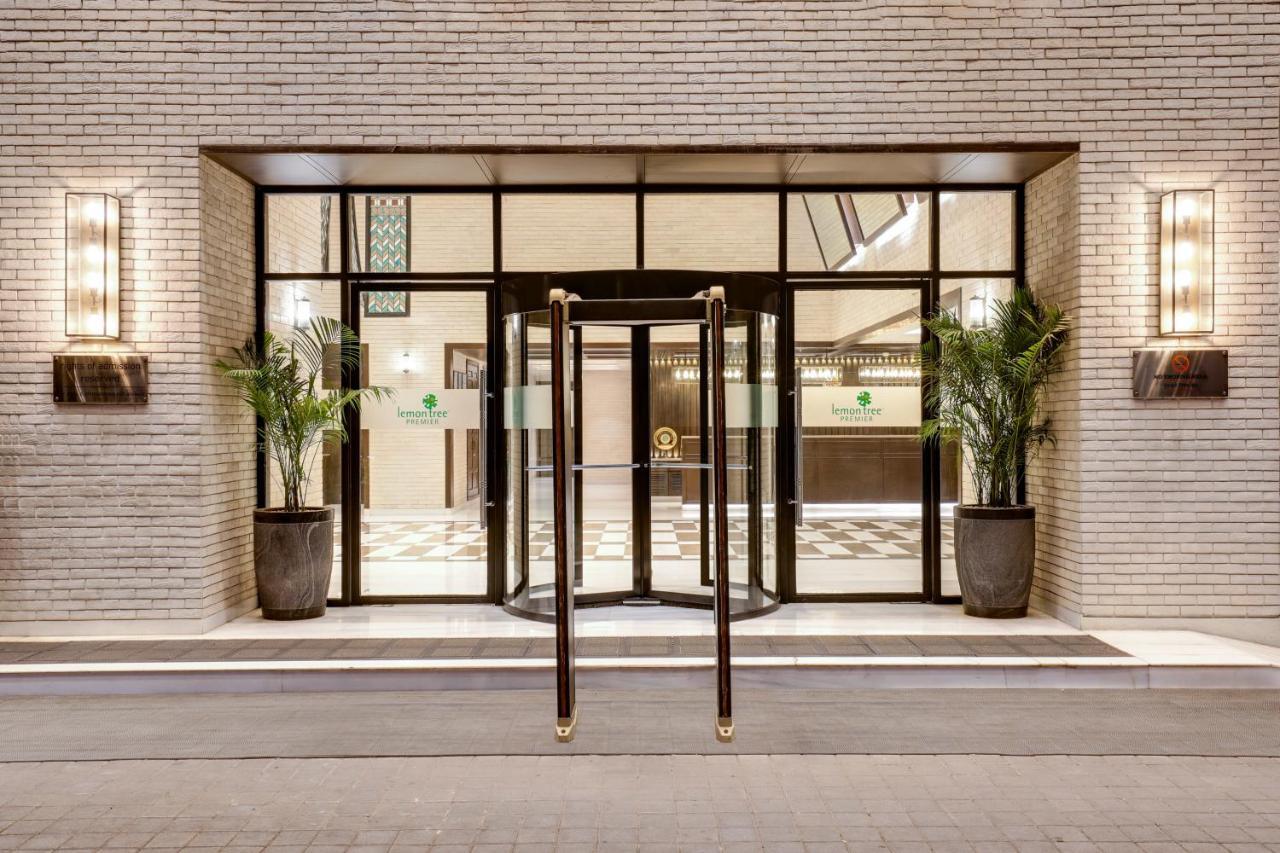 Hotel Lemon Tree Premier, Mumbai International Airport Exterior foto